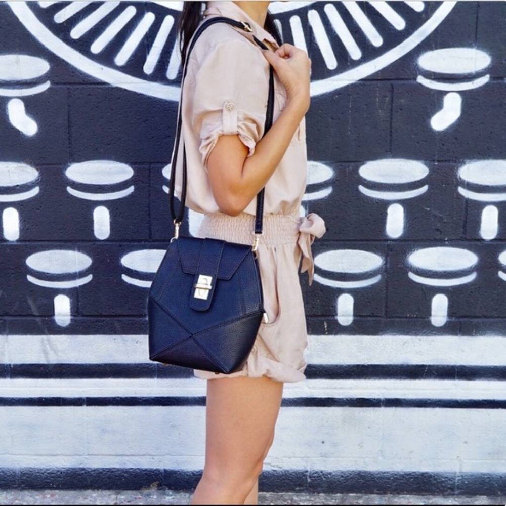 NEW! Pink Haley Frida Front Lock Patch Crossbody - Picture 2 of 6